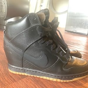 Dunk Sky Hi Wedge Sneaker